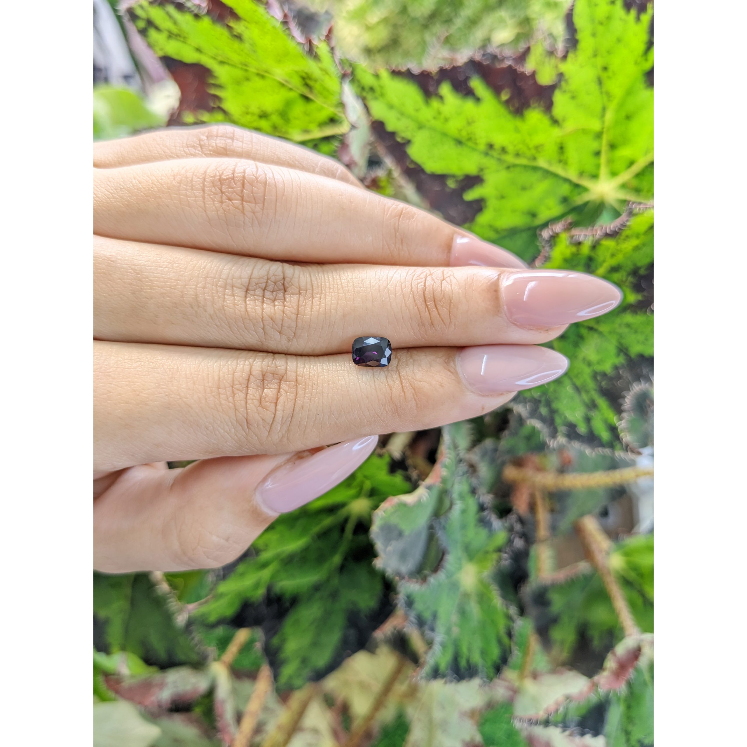 0.90 Ct. Purple Spinel from Ceylon (Sri Lanka) - Image 2