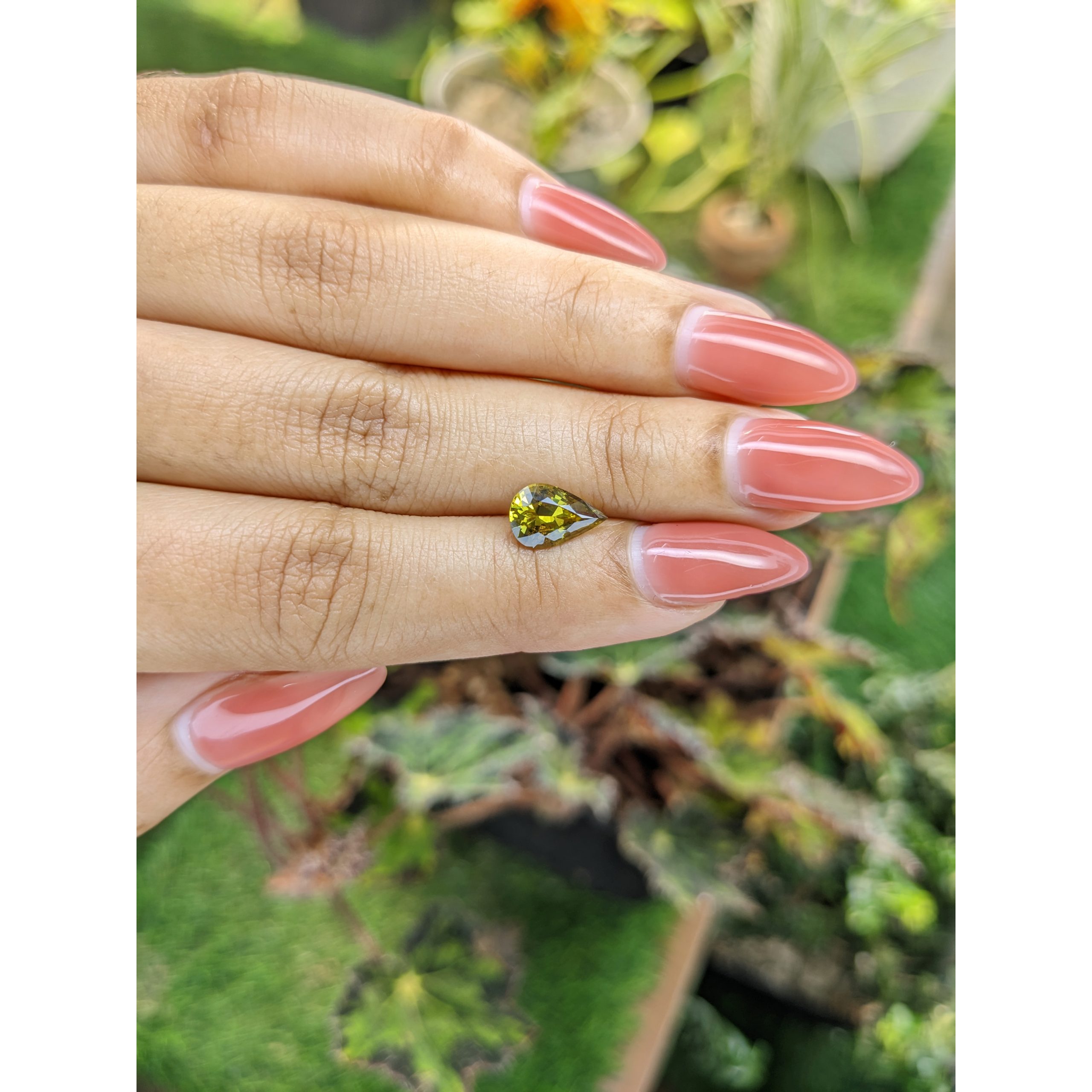 1.62 Ct. Greenish Yellow Chrysoberyl from Ceylon (Sri Lanka) - Image 3