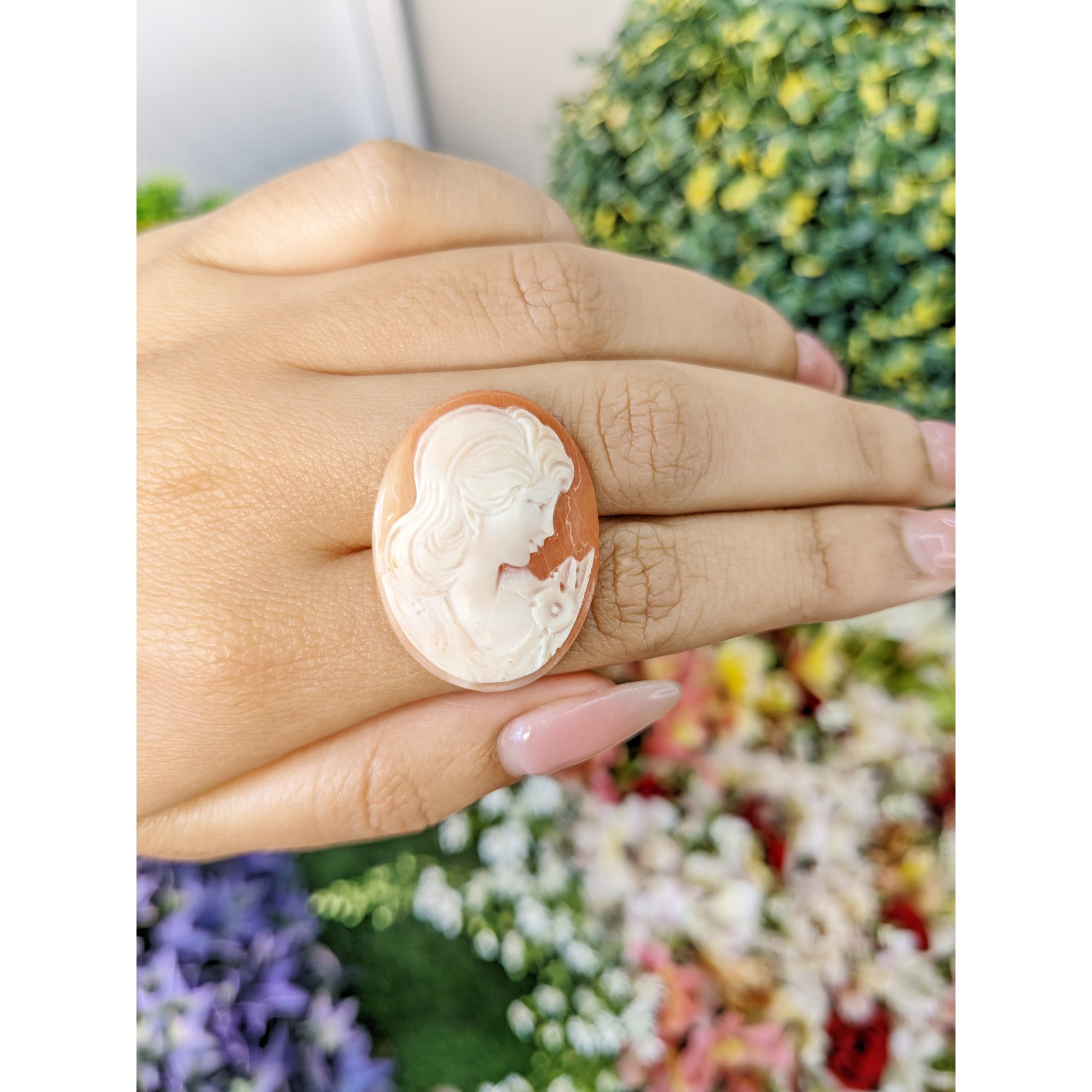 17.64 Ct. Salmon and White Coral from Italy - Image 2