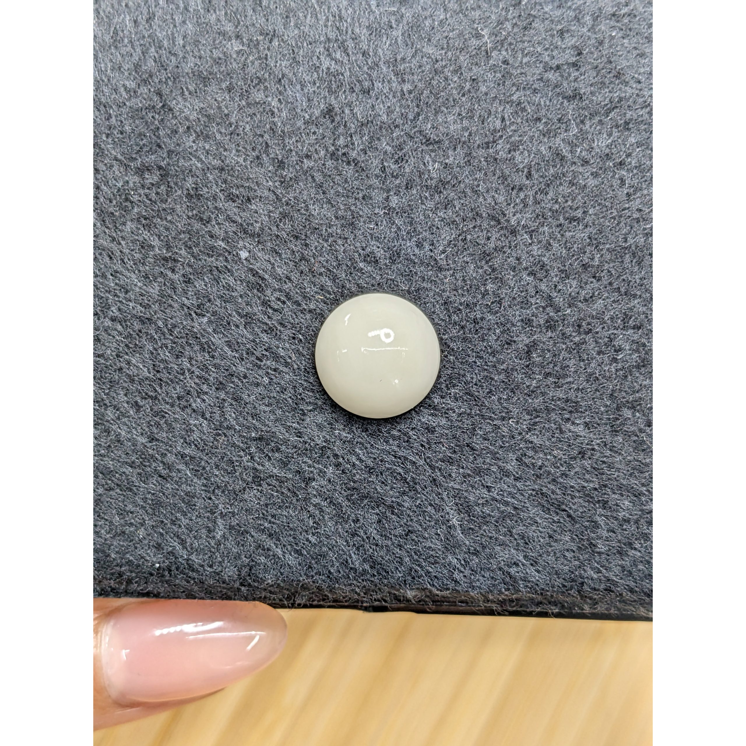 5.95 Ct. Salmon and White Cabochon Coral from Italy - Image 2