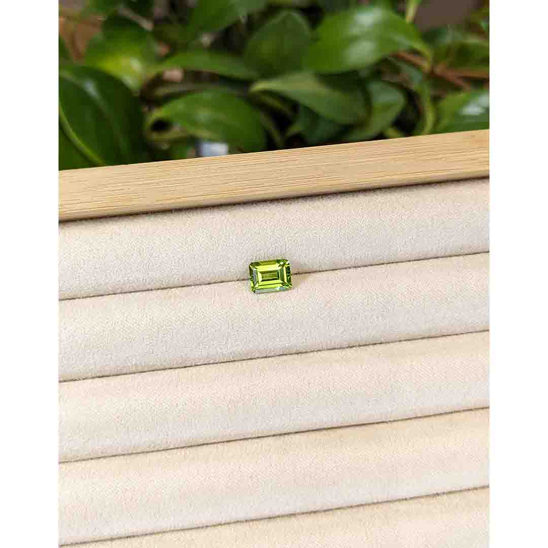 1.80 Ct. Yellowish Green Peridot from Pakistan - Image 3