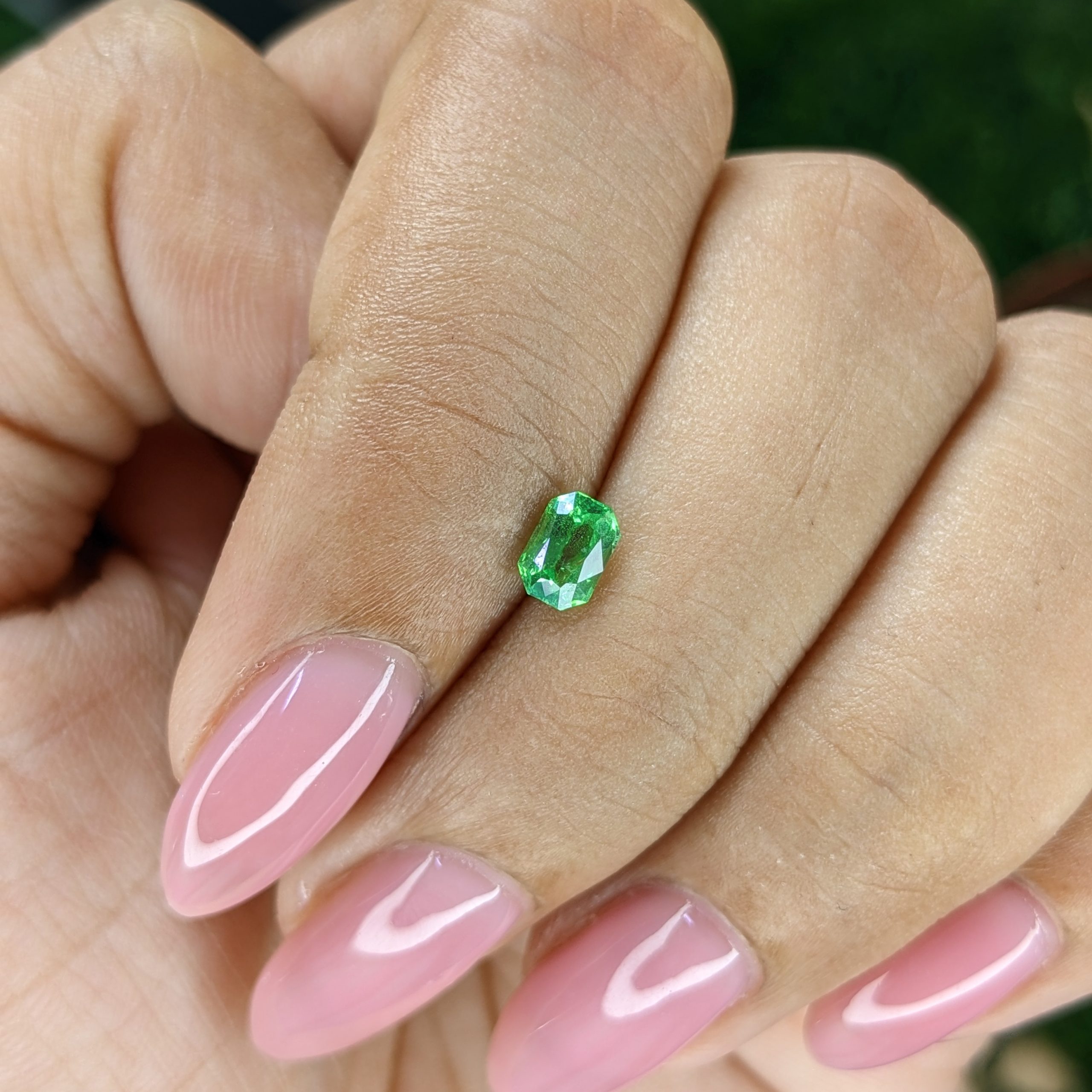 0.45 Ct. Tsavorite Garnet from Tanzania - Image 3